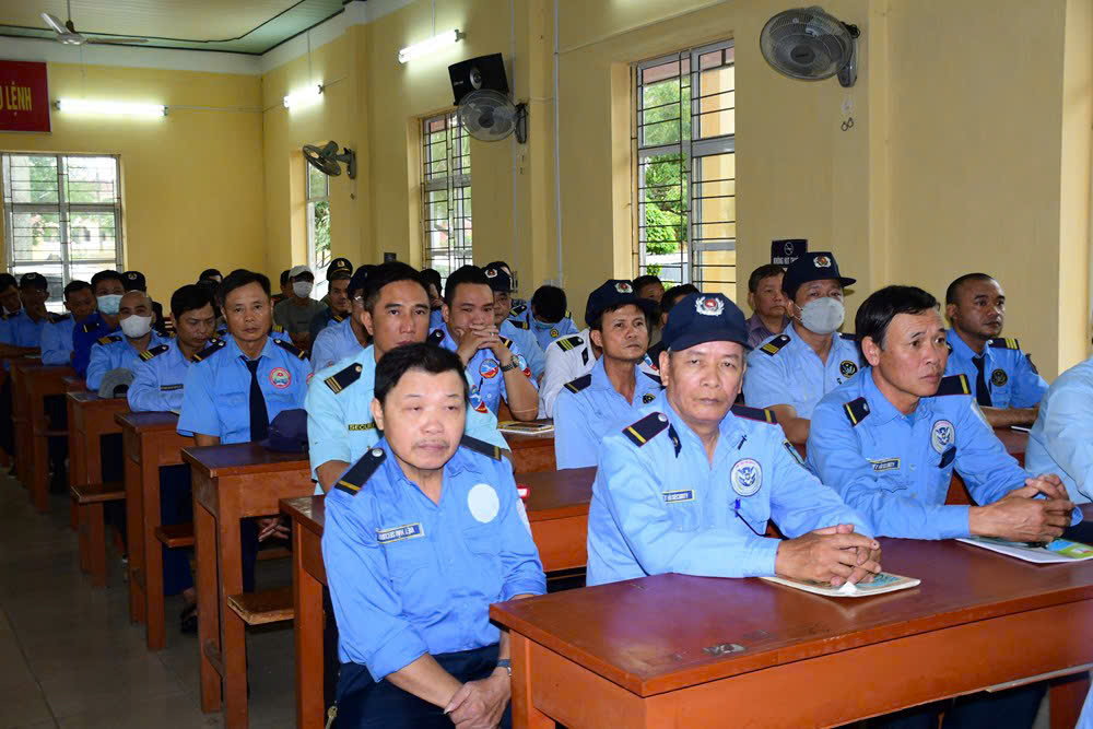 Phòng Cảnh sát QLHC về TTXH: Phạt 9  Công ty kinh doanh Dịch vụ bảo vệ vi phạm quy định về sử dụng nhân viên dịch vụ bảo vệ